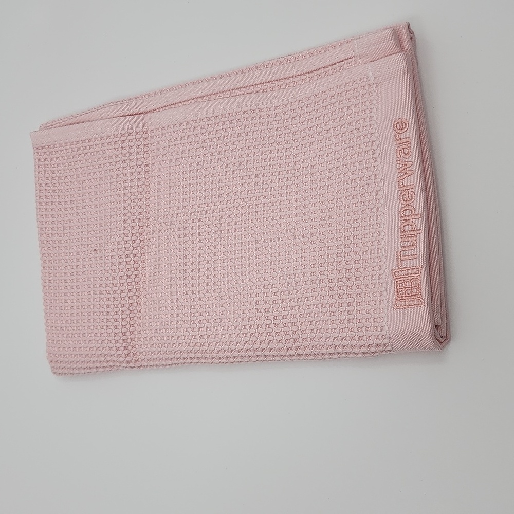 Tupperware Microfiber Window Towel